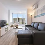 Apartamento Frente al Mar Avenida Alay con parking