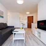 Apartamento Frente al Mar Avenida Alay con parking